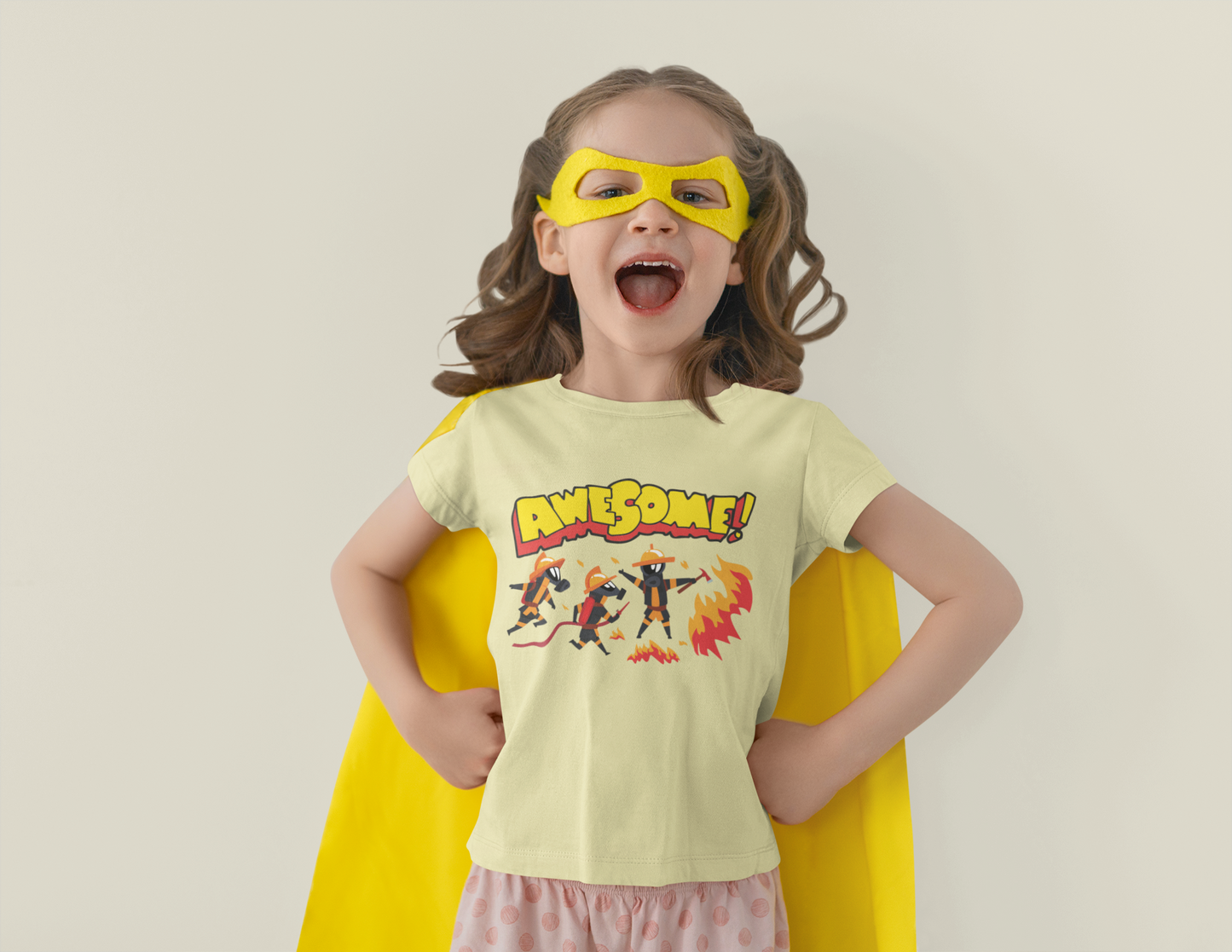 Awesome ! - T Shirt